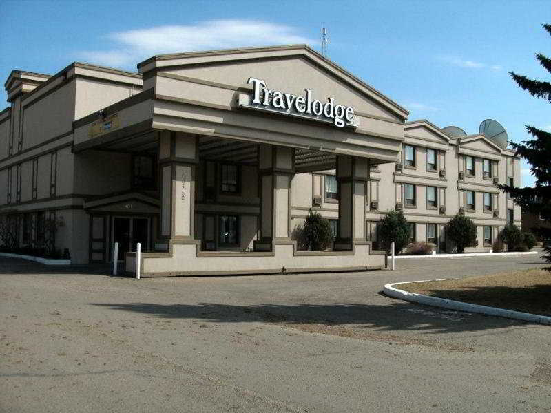 Ba Hotel Red Deer Exteriör bild